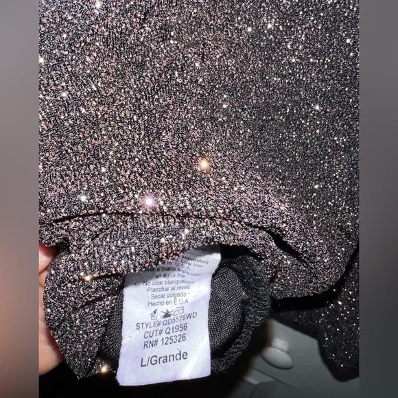 Black Glittery Windsor Dress | Women’s Large - Picture 6 of 15